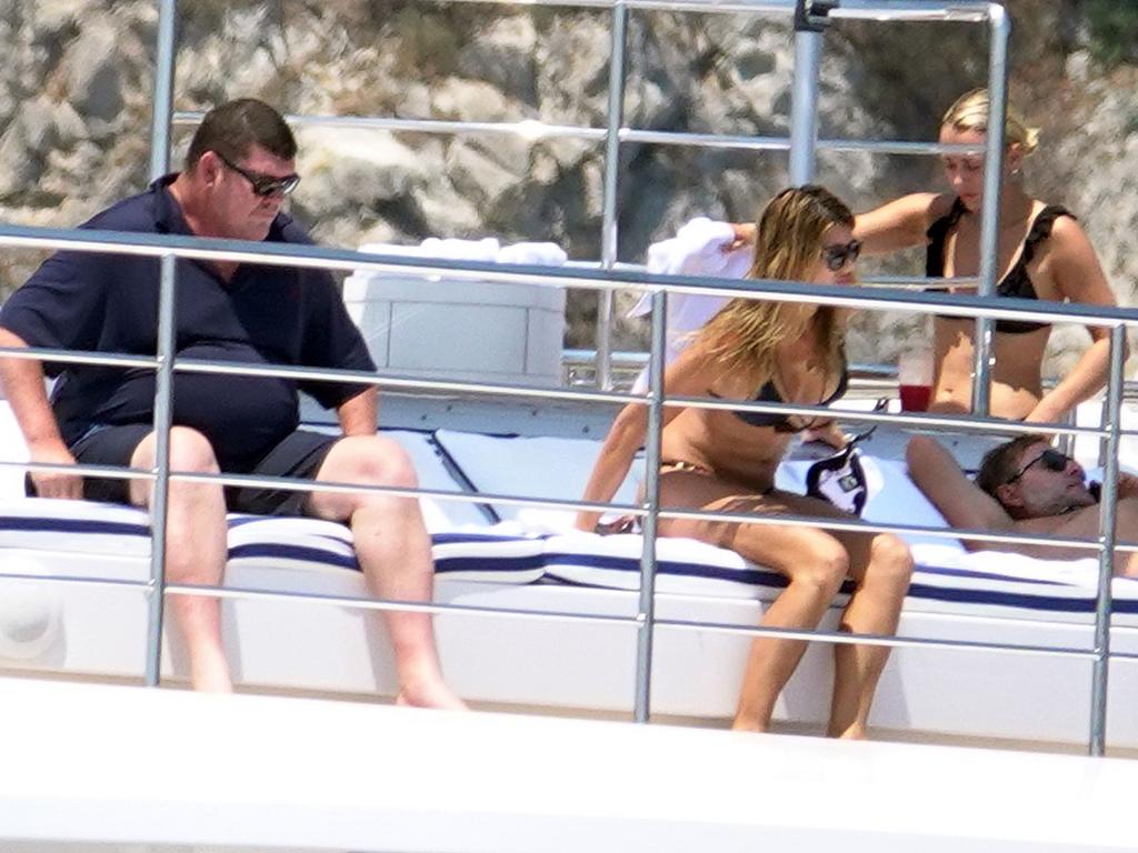 The couple get ready for a dip off the superyacht <i>Mischief</i>. Picture: Backgrid