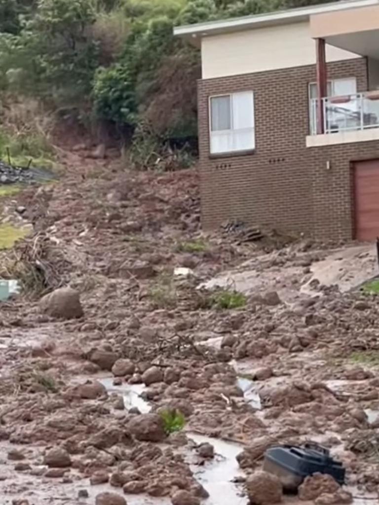 The street was covered in dirt and debris. Picture: Facebook/ NSW SES Dapto Unit.
