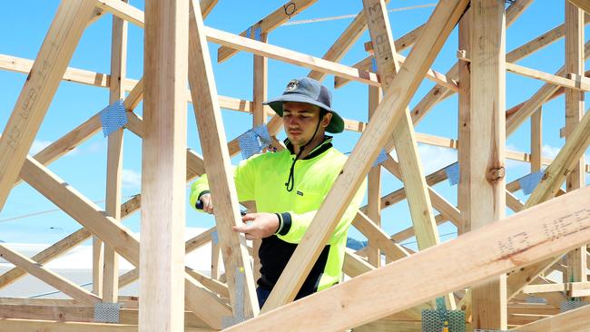 The Australian Bureau of Statistics says the 162,892 dwellings approved in 2023-24 is the lowest number since 2011-12. Picture: Justin Brierty