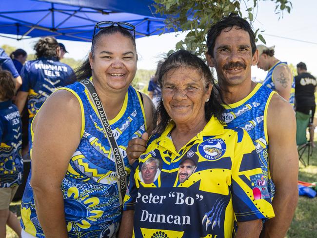 Eels pay heartfelt tribute to great dad and husband at carnival