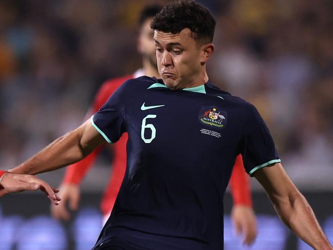 CANBERRA, AUSTRALIA - MARCH 26: Khalil Khamis of Lebanon and Patrick Yazbek of Australia compete for the ball during the FIFA World Cup 2026 Qualifier match between Australia Socceroos and Lebanon at GIO Stadium on March 26, 2024 in Canberra, Australia. (Photo by Mark Kolbe/Getty Images)