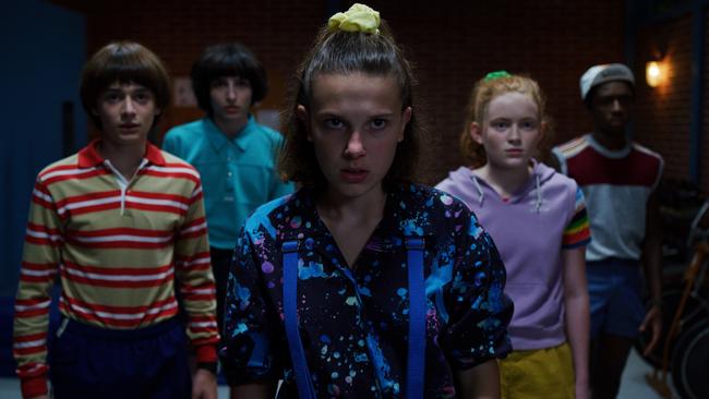 Noah Schnapp, Finn Wolfhard, Millie Bobby Brown, Sadie Sink and Caleb McLaughlin in Stranger Things 3.