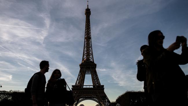 Paris: The Eiffel Tower is closed due to workers’ strikes | news.com.au ...