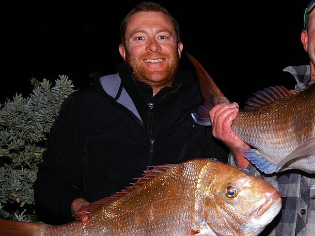 25201A Kirt Behan, Andrew Johnson and Noel Behan with Sunday’s snapper catch.