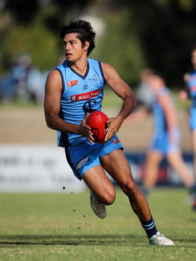 Sturt’s Shane McAdam in action against  West Adelaide at Richmond Oval. Picture Matt Turner.