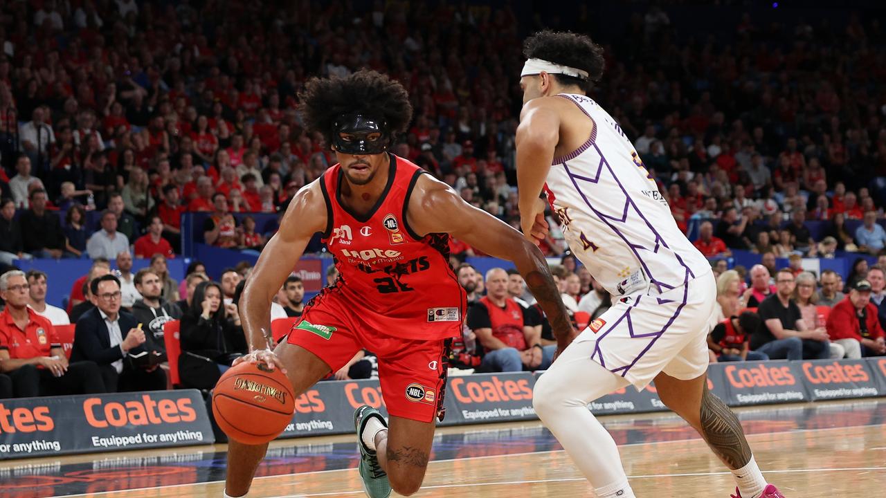 Kings upset in Perth while 36ers mount epic comeback