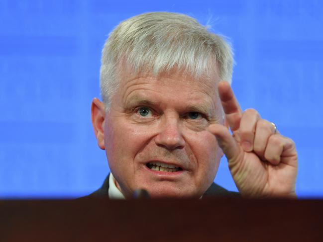 Deloitte Access Economic's Chris Richardson addresses the National Press Club in Canberra, Wednesday, April 12, 2017. Chris Richardson' speech was titled 'What could be next for the Lucky Country'. (AAP Image/Lukas Coch) NO ARCHIVING