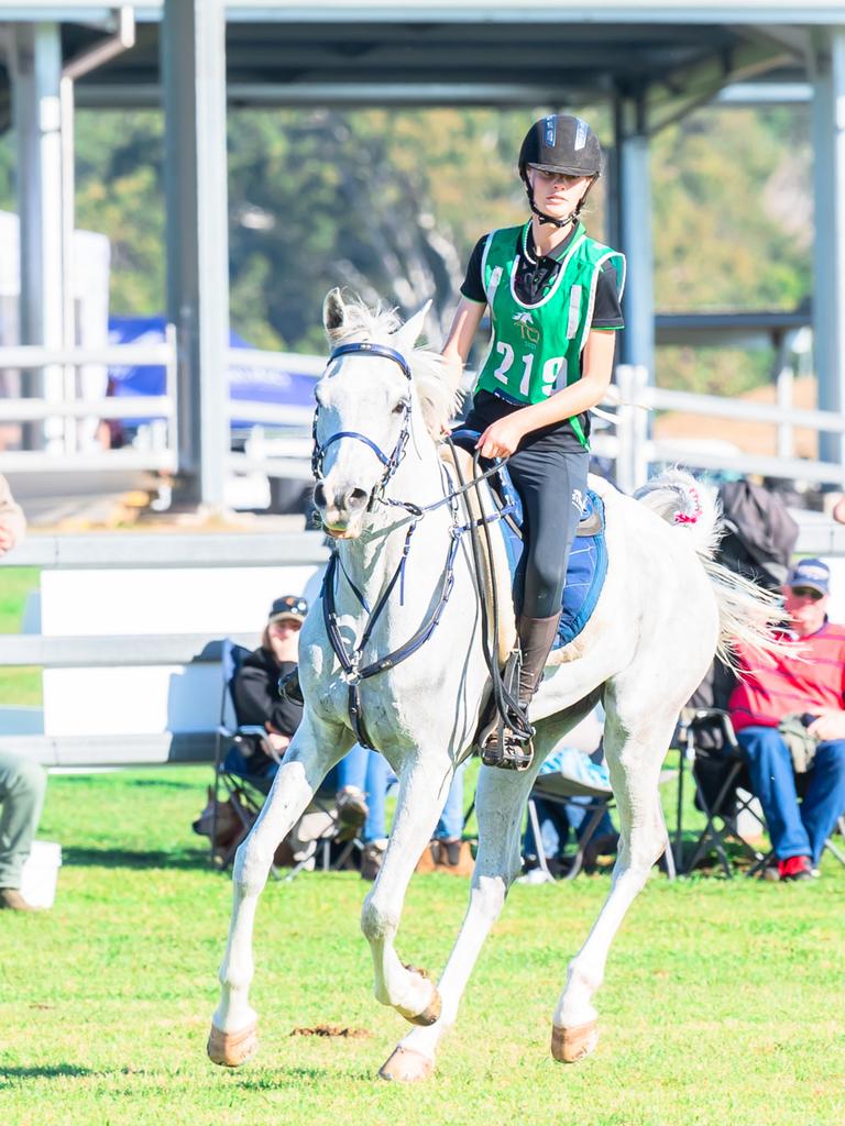 Toowoomba’ s Mary Duncan puts her horse Bonnybrooke Samarai through a workout at the 2023 Tom Quilty Gold Cup. Picture: Sarah Sullivan Photography