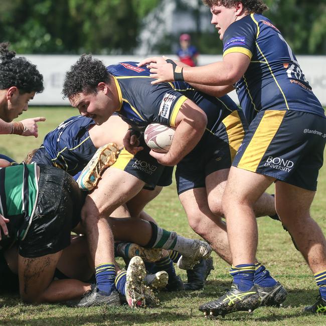 Jonah Rangiwai takes the ball forward. Picture: Glenn Campbell