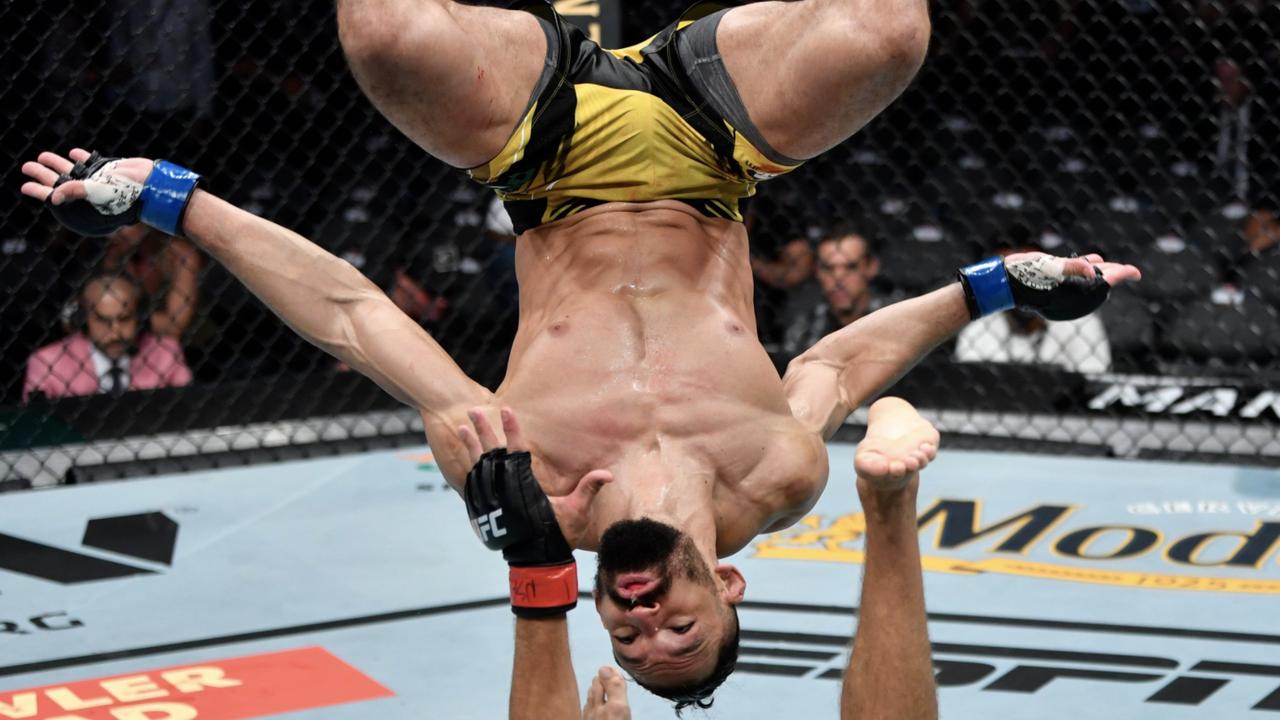 Michel Pereira's backflip at UFC 264.