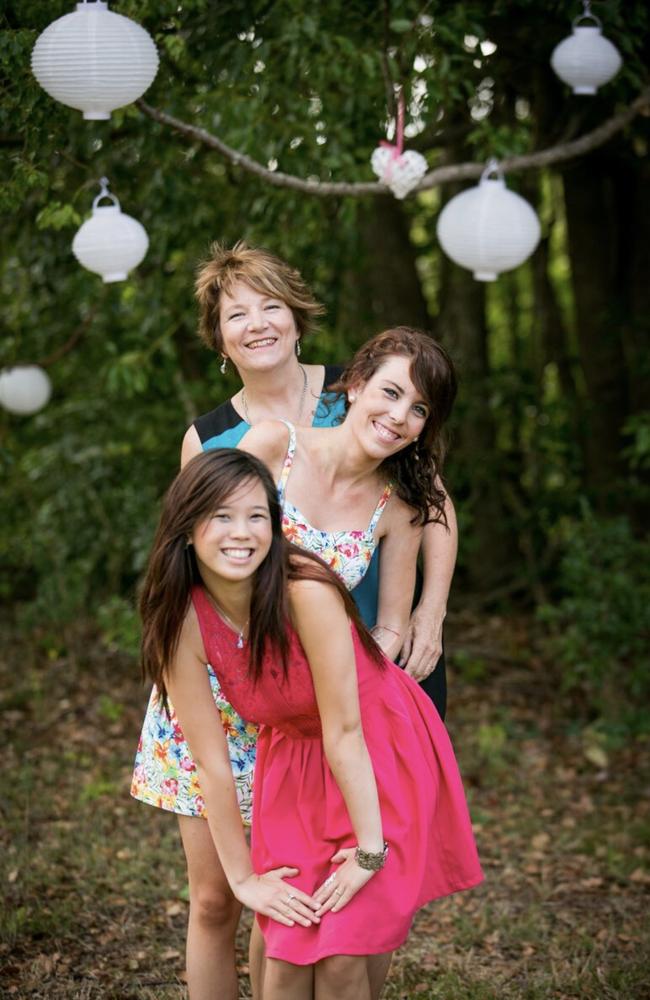 Rhyl Venning with her daughters Kari and Tiana.