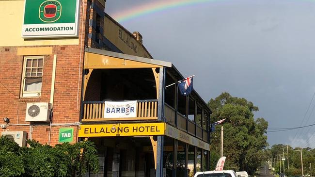 The Ellalong pub in the Hunter Valley has promoted that it will welcomed people who are unvaccinated. Credit: Facebook