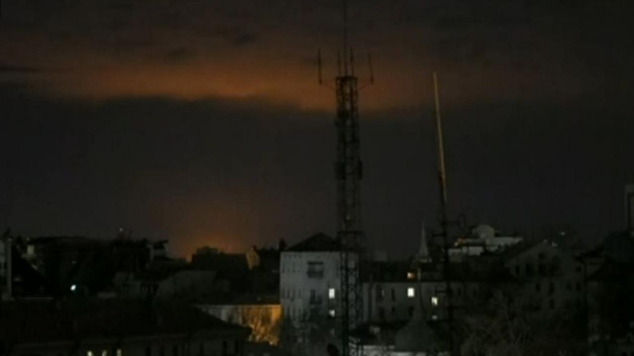 A glow in the sky of Kyiv broadcast on CNN. Picture: Supplied