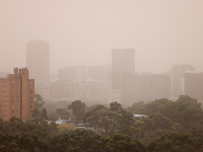 ADELAIDE, AUSTRALIA - NewsWire Photos April 13,  2021: A general view of the city as a dust storm hits Adelaide. NCA NewsWire / David Mariuz