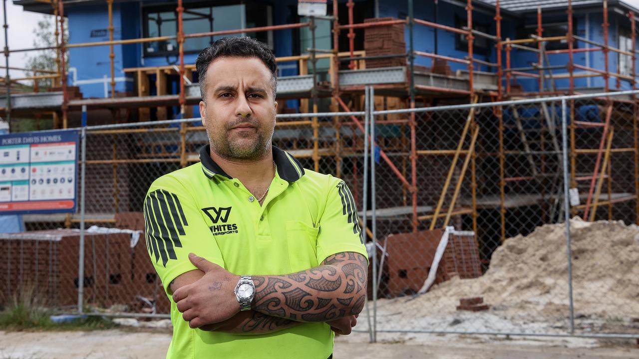 Builders and tradies are dealing with calls every day from disgruntled customers. Picture: Ian Currie