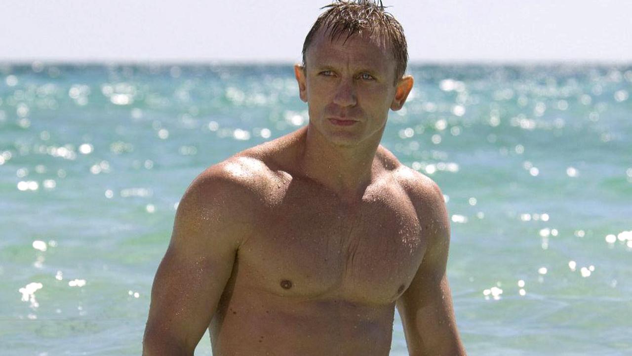 Daniel Craig was 37 years old in Casino Royale.