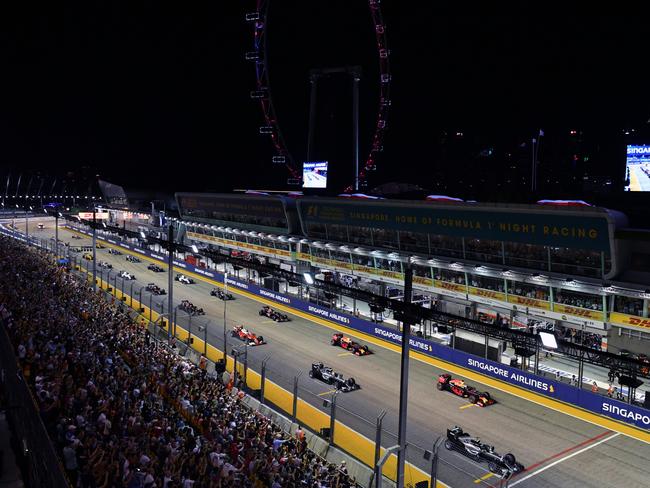 Grid at Formula One World Championship, Rd15, Singapore Grand Prix, Race, Marina Bay Street Circuit, Singapore, Sunday 18 September 2016.