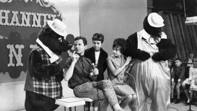 1960s: Humphrey B. Bear, Ian Fairweather, Sue Wills, her sister Anne Wills, and Fred Bear from ABC show Adventure Island, in scene from the TV program 