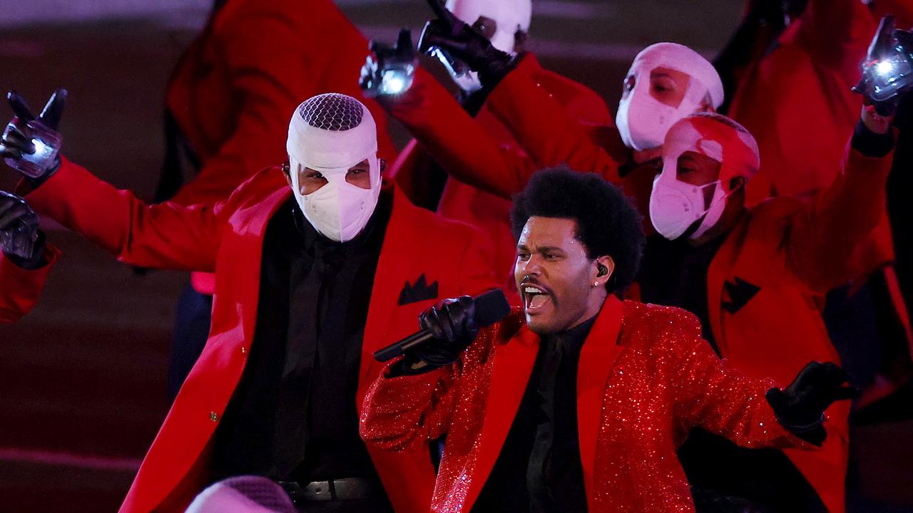 The singer’s backup dancers had bandages instead. Picture: Getty Images