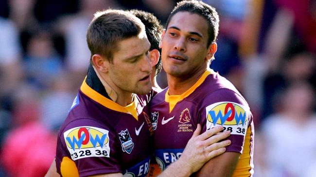 NRL-Round 11- Broncos v Knights @ Suncorp Stadium.Justin Hodges congratulates Brent Tate during the Broncos victory 71-6 over Newcastle.