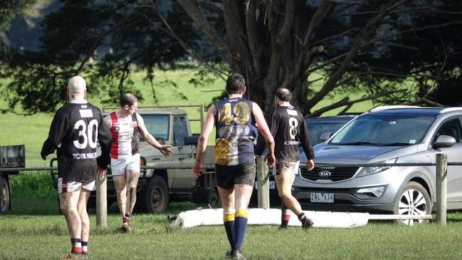 The post is down after being collected by Western Eagles coach Craig Hardingham. Photo: Sylvia Tyrer/Facebook.