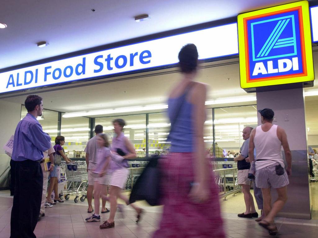 Shoppers were quick to check out the new discount supermarket chain in Marrickville when it opened in January 2001. Picture: Kelly/Rohan.