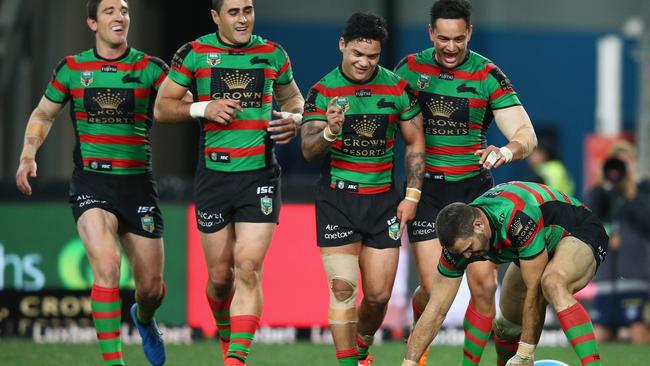 Nrl 2015 South Sydney Rabbitohs Rediscover Premiership Touch In Thrashing Of Hapless Newcastle 1966
