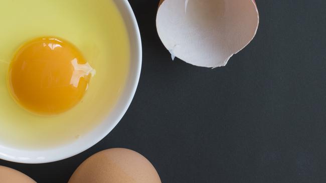 Raw eggs can cause salmonella food poisoning for dogs if not fresh.