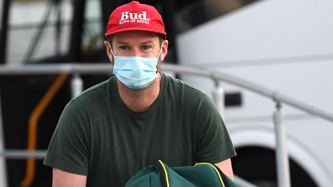 Australian cricketer Andrew Tye arrives at Sydney after leaving the IPL Picture: Jeremy Piper