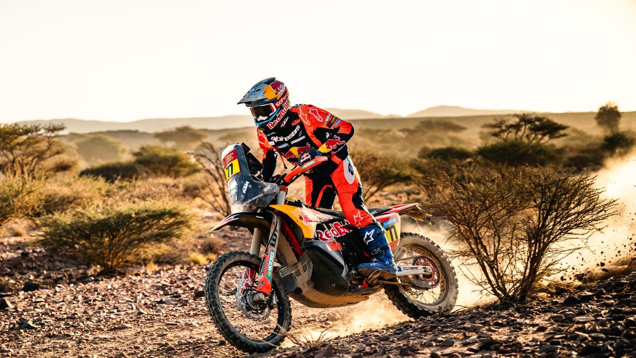 Aussie eyes historic Dakar triumph