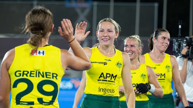 Mackay-born Hockeyroo Claire Colwill during during the quarter-final match between Argentina and England at the FIH Hockey Women's World Cup. Photo: Florencia Tan Jun