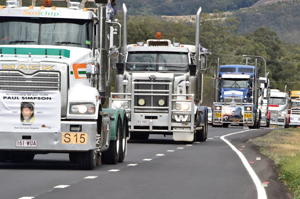 Lights on the Hill convoy leaves Withcott heading to Gatton. September 2017. Picture: Bev Lacey