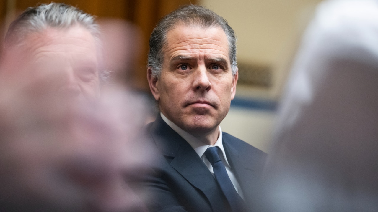 Hunter Biden appears at Republican hearing holding him in contempt