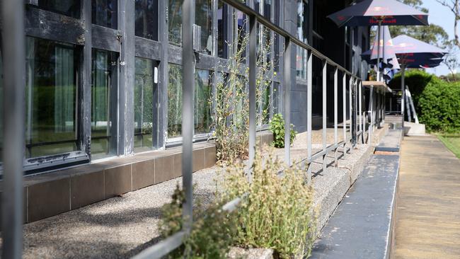 The owner of the lease over the site said he would keep the site tidy while a permanent ”vision” was made.