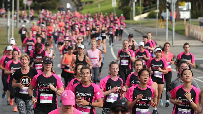 People take part in the 2018 Carman's fun run for women. Picture: David Crosling