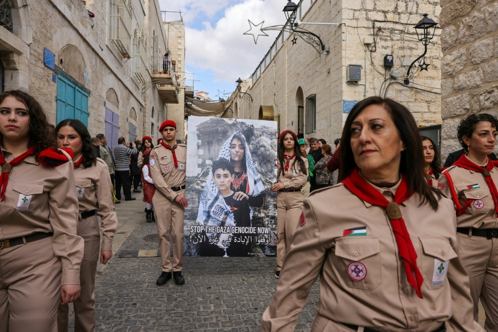 Pope’s sombre message in Christmas under shadow of war