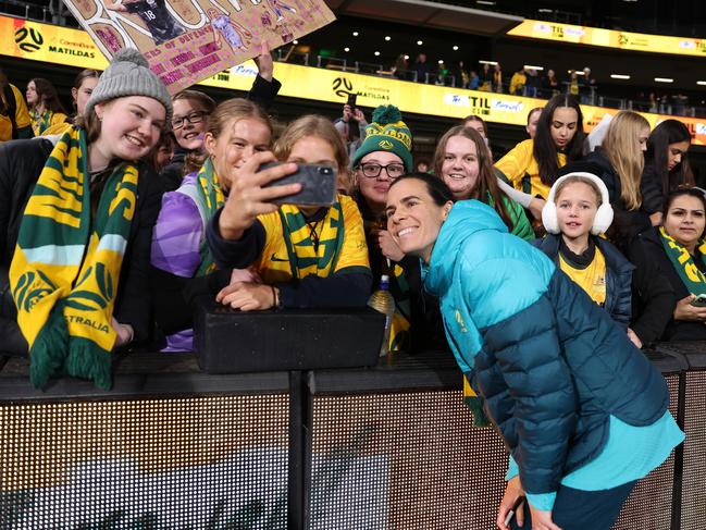 ADELAIDE, AUSTRALIA - MAY 31: Lydia Williams of the Matildas poses with fans after the international friendly match between Australia Matildas and China PR at Adelaide Oval on May 31, 2024 in Adelaide, Australia. (Photo by Maya Thompson/Getty Images)