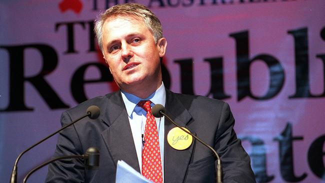 Australian Republican Movement chairman Malcolm Turnbull during a debate, a month before the republic bid was defeated. Picture: Tony Lewis