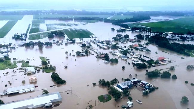 Aerial view of Ingham.