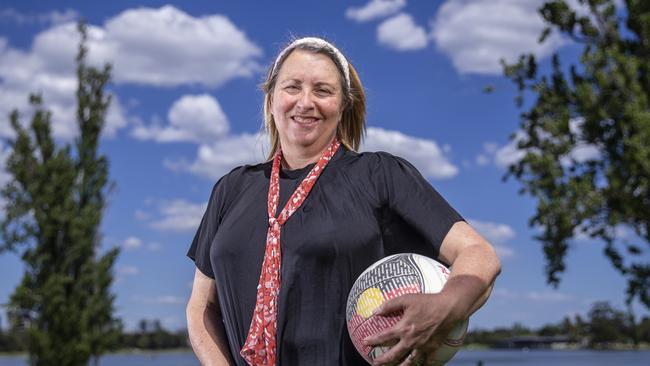 Lisa Alexander says she’s given up on her dream of coaching in the AFL. s