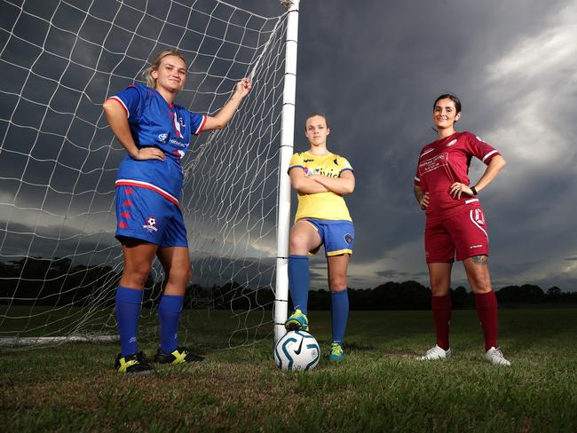 Shelby White ( Robina ) , Gemma Hicks  (Broadbeach) and Lisa Gregson ( Coomera ) preparing for the BWPL season launch .Photograph : Jason O'Brien