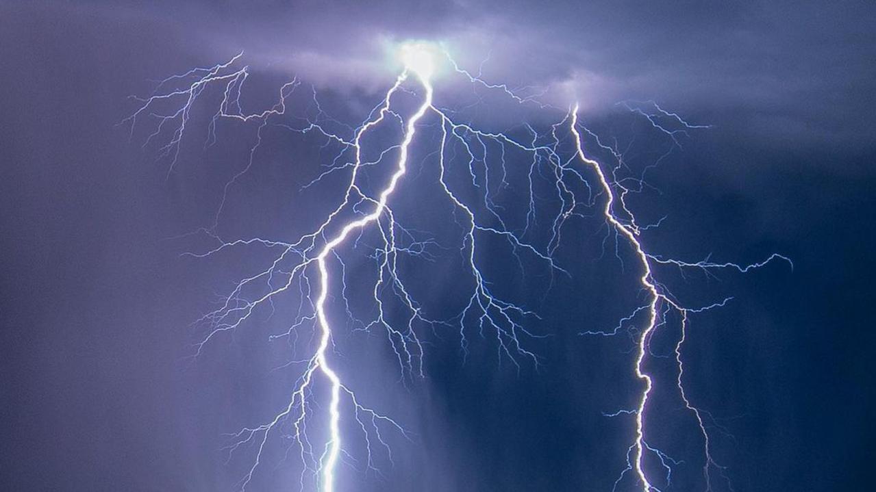 lightning bolts  Christopher Martin Photography