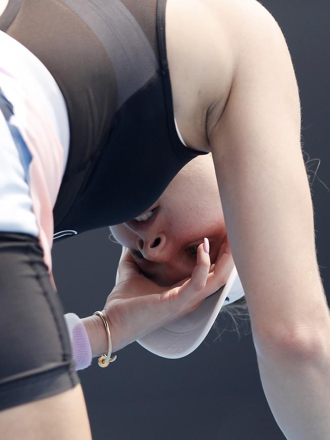 Eugenie Bouchard struggled in the smoke haze. Picture: Darrian Traynor/Getty