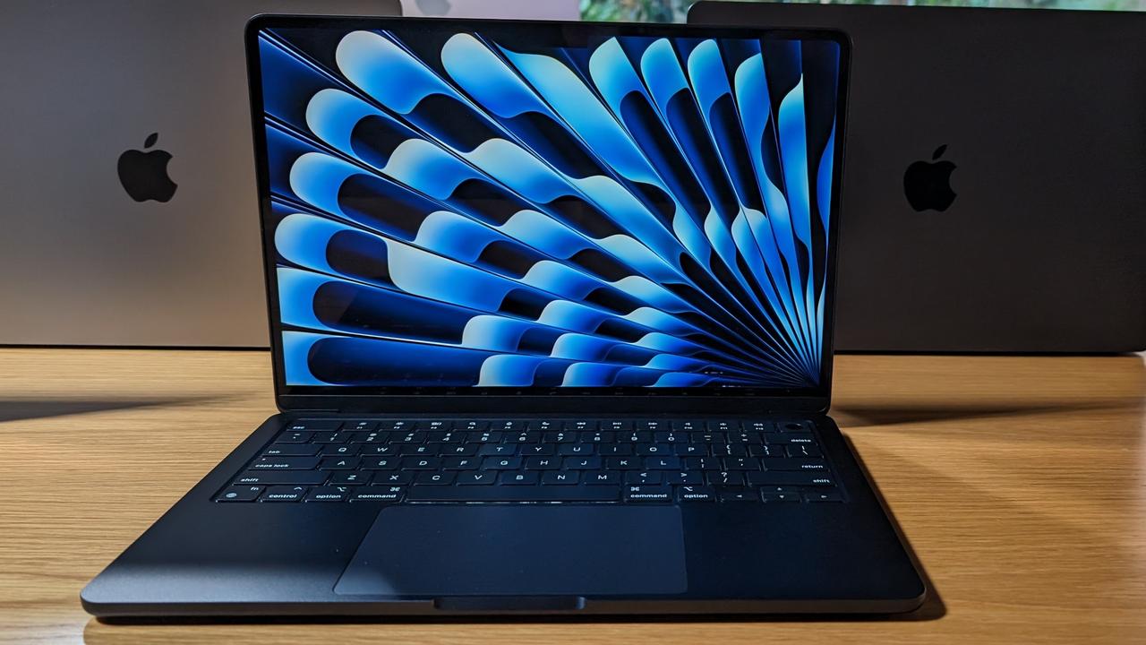 The Midnight M3 MacBook Air comes with an anti-fingerprint exterior. Picture: Lauren Chaplin.