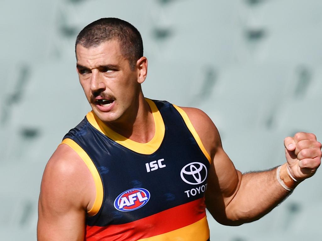 Adelaide’s Taylor Walker was robbed of some Brownlow votes. (AAP Image/David Marauz)