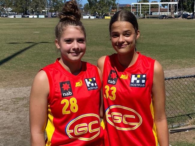 J’noemi Anderson and Annabel Kievit Picture: AFLNT