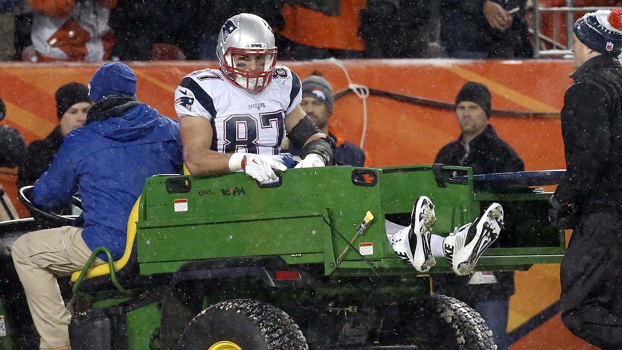 NFL, New England Patriots, Rob Gronkowski Injury, Knee Injured, Playoffs