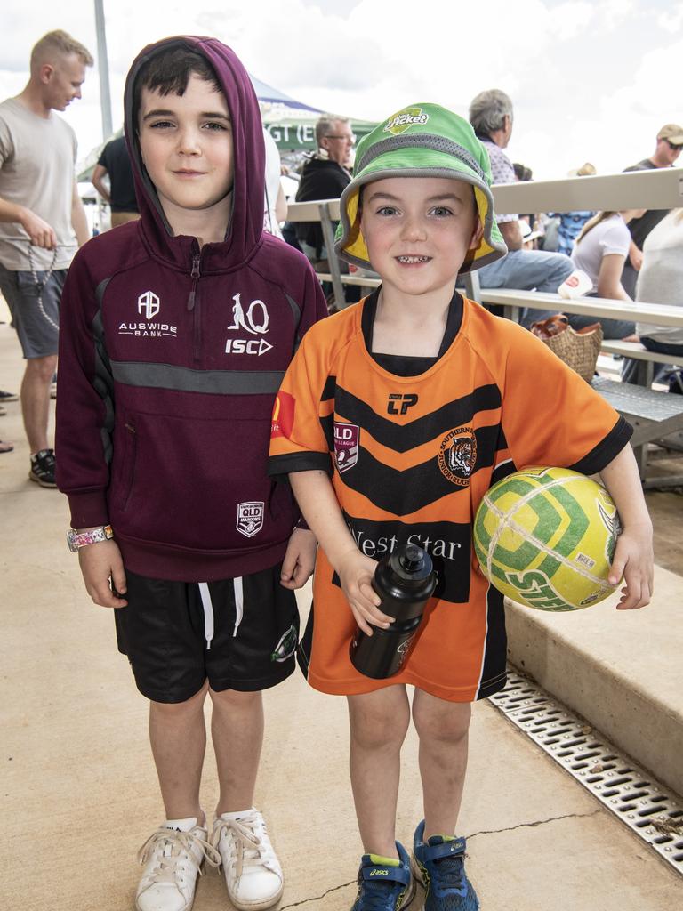 Brothers Max (7) and Billy (5) Ritchie at the Brett Forte Super 10s Memorial Rugby Challenge. QPS vs The Army. Saturday, August 14, 2021. Picture: Nev Madsen.