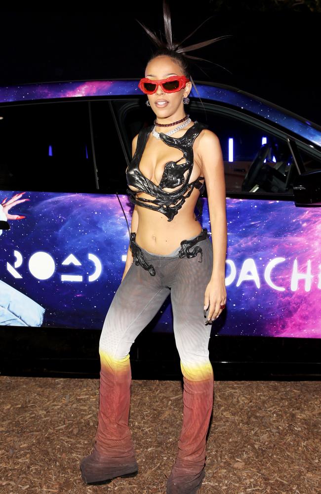 Celebrity Coachella 2022 Looks And How to Recreate Them On A Budget