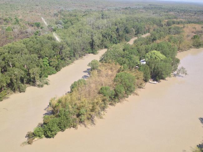 Reach Goat Island by boat or chopper for an exclusive bar hop. Picture: Tourism NT.